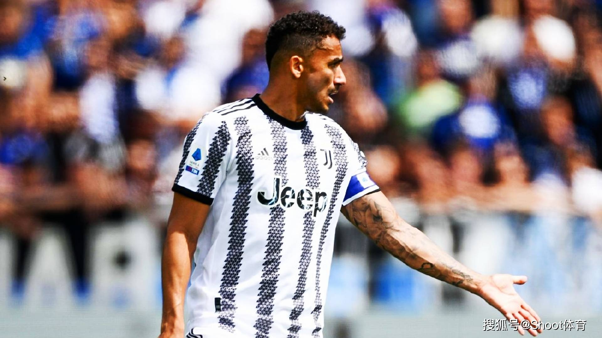  关键时刻尤文图斯复出首秀：欧联节点到来，话题不断，更衣室氛围转暖