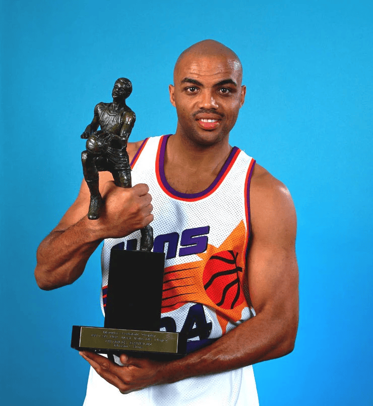 开云体育登录平台关于菲尼克斯太阳今夜豪取连胜，志在CBA常规赛名次提升，悬念犹存，团队化学反应显著的信息