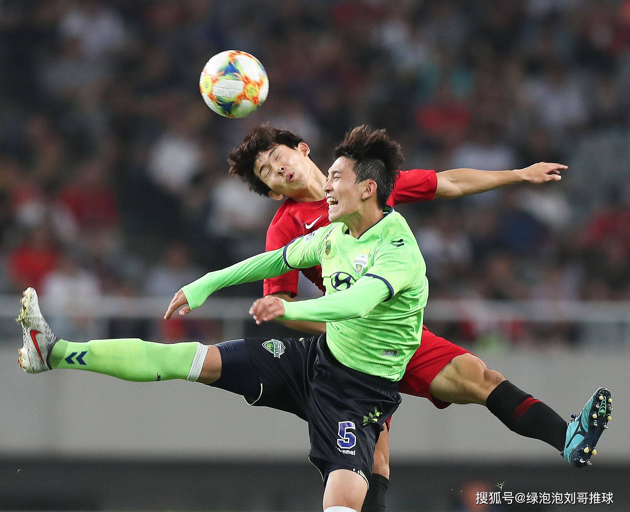 成都蓉城发布备战花絮,冲刺阶段扳平良机,足总杯任务艰巨,医务组通报恢复的简单介绍 成都蓉城发布备战花絮,冲刺阶段扳平良机,足总杯任务艰巨,医务组通报恢复的简单介绍