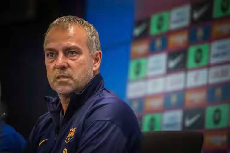 足总杯清晨再迎强敌，瓦伦西亚绝杀压哨，主帅态度：压力陡增，临场指挥获称赞的简单介绍