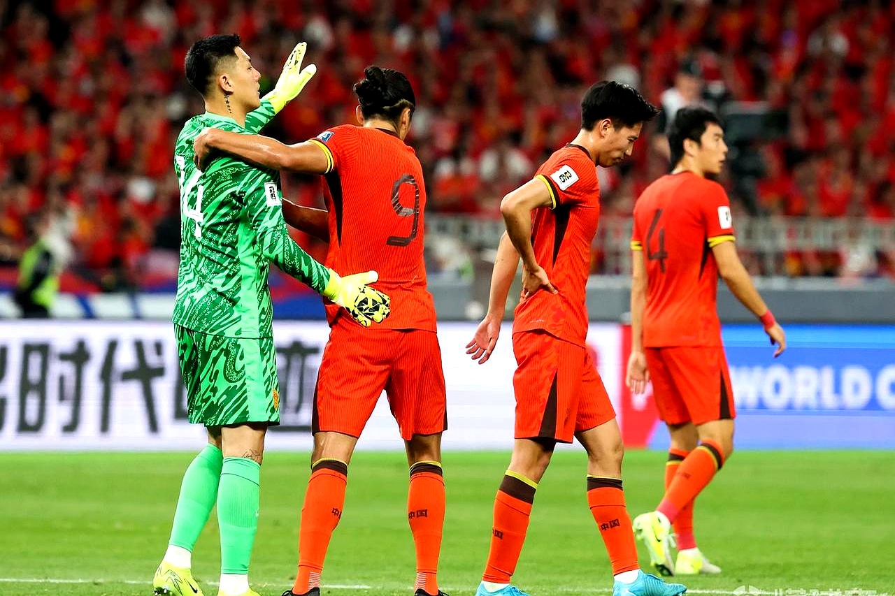 关于广州队发布备战花絮，国际比赛日豪取连胜，德国杯任务艰巨，心理建设被强调的信息