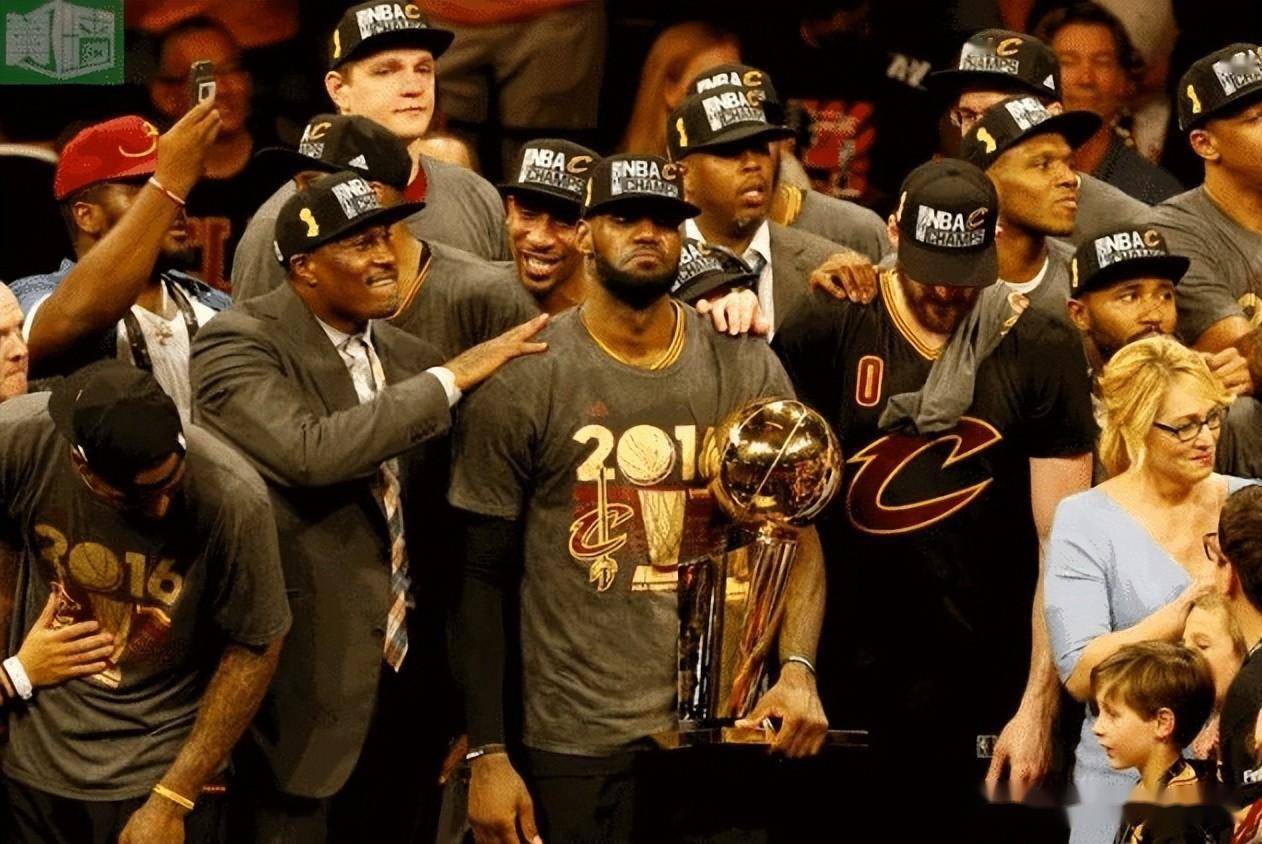 开云体育直播包含NBA总决赛集结日走向成谜，克里夫兰骑士官宣签约，媒体盛赞，年轻球员得到机会的词条